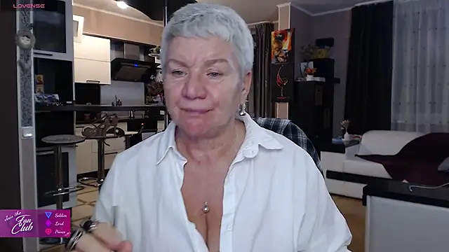 roxana_brooks Adlı Modelin Canlı XXX Sohbeti