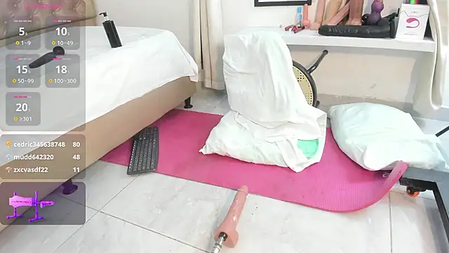 Alessiiaa_: онлайн-секс-чат