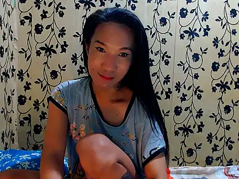 LadyBoyBigCock69 Pertunjukan Webcam