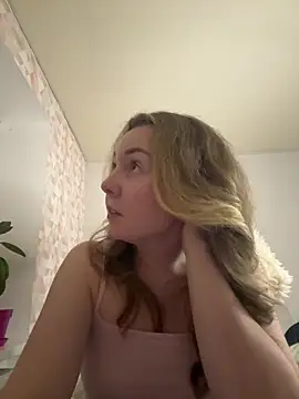 Živý XXX chat Elineaa