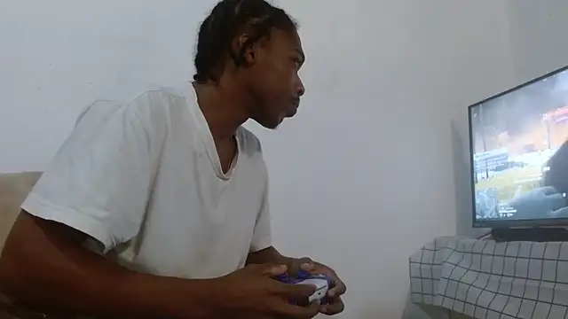 Larry-n-clouds 在線直播表演