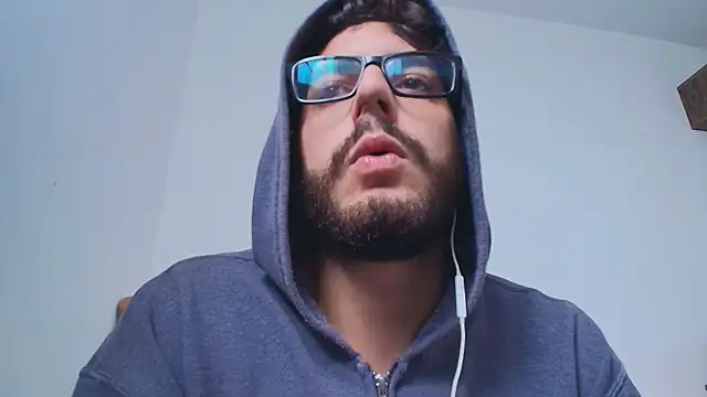 thomas_gun 现场XXX聊天