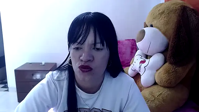 Chat XXX ao vivo de Cristal_w