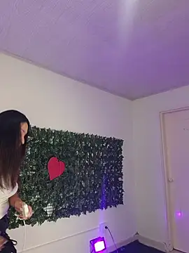 BellaRoux1 – Live XXX-chat