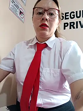 Chatroom XXX en direct de Hannah-colx