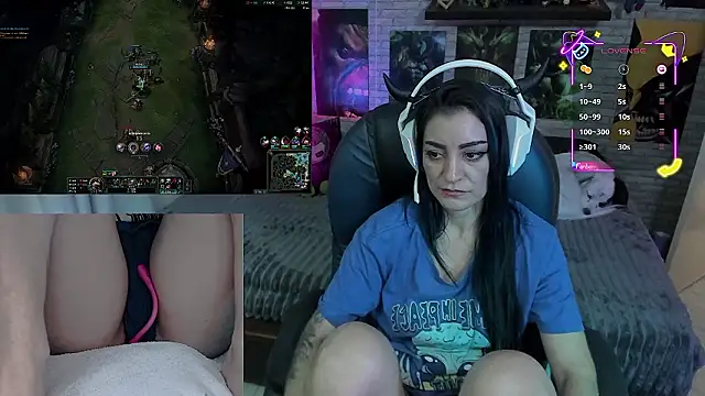 แชท XXX สดของ Gomorygg