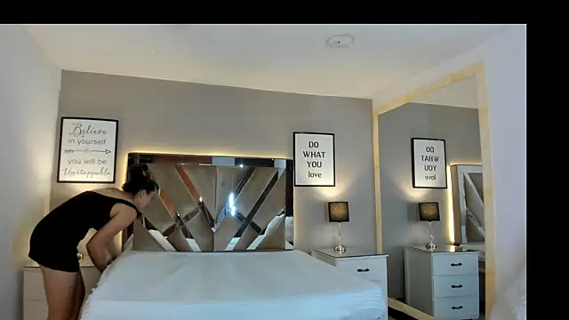 cellestehot Chat XXX in diretta