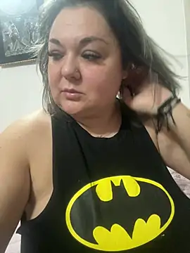 Chatroom XXX en direct de MikyVesela