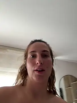 Thescorpionfr_ élő XXX-chatje