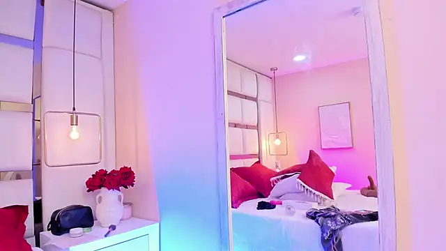 elizavenus: онлайн-секс-чат