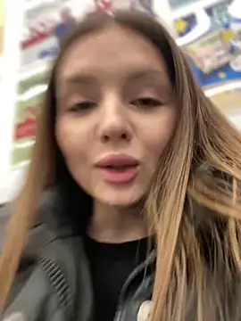 Chatroom XXX en direct de KrisMagnoly