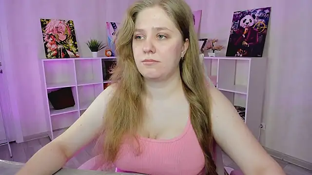 Megan_Violer élő XXX-chatje