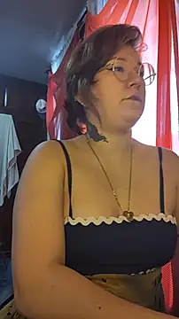 HunnyyLove Chat XXX live