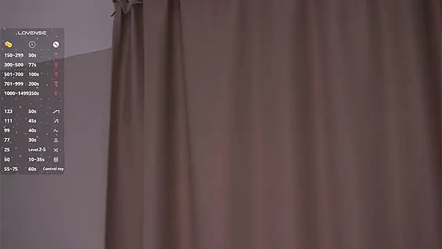 EffieHenri Show Webcam