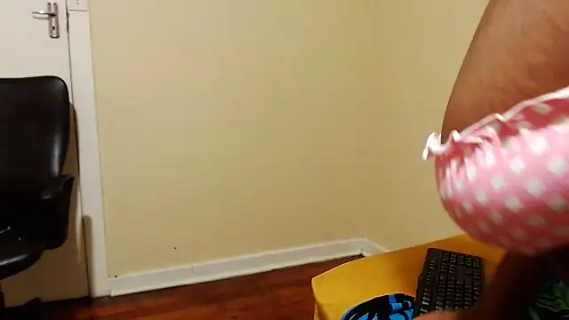 sexy_boobs97 live XXX chat