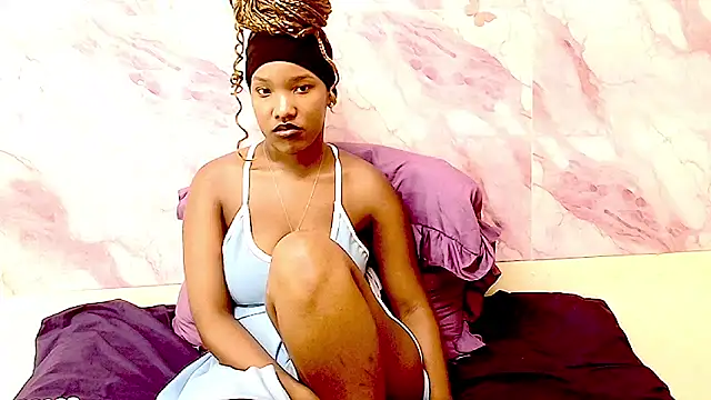 EroticSexyPrada – Naživo XXX chat