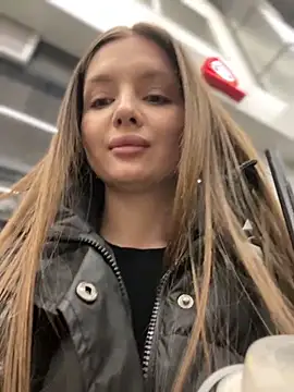 KrisMagnoly live XXX chat