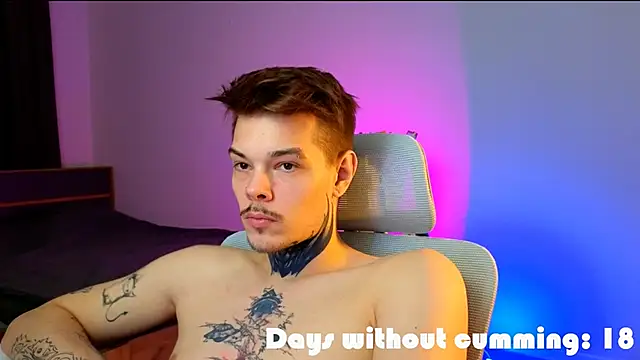 DENIS_HERE live XXX chat