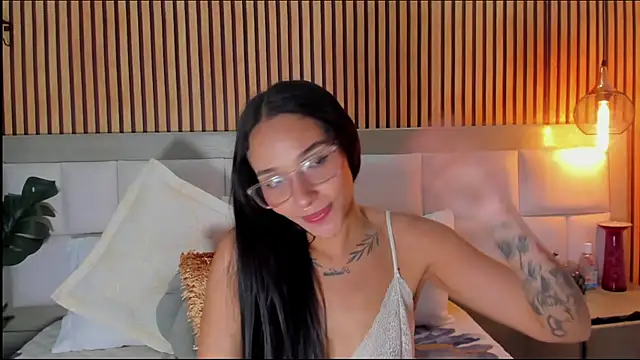 Chatroom XXX en direct de Roseaurora