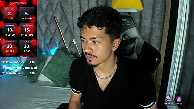 NicolaiKarav 라이브 XXX 채팅