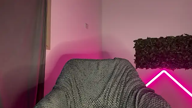 Lunas-Secrets élő XXX-chatje