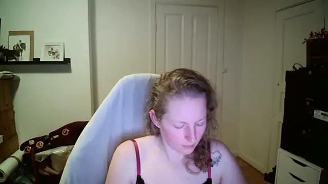 Girlnina-1995 Webcam Show