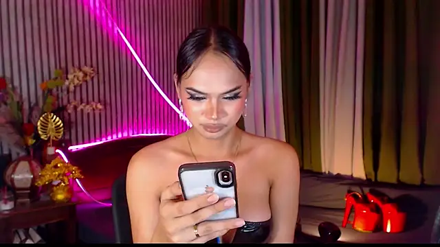 Unforgettablejulian Webbikameraesitys