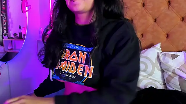 Chat XXX en directo de MeowMota_