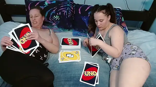 Онлайн чат XXX ShyAndHappyCdns