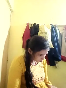 Jaya_Iyer Show in webcam