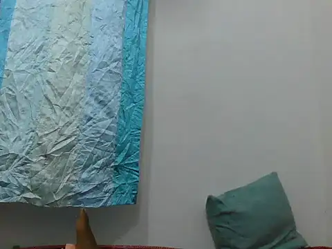 Show de Nasty_petite2 na webcam