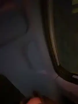 -AngelAri-'s Live XXX Chat