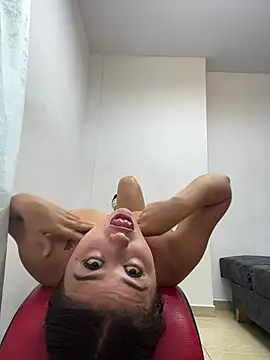 kandaloven Live XXX chat