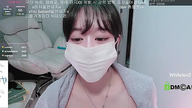 whitelee2: онлайн-секс-чат