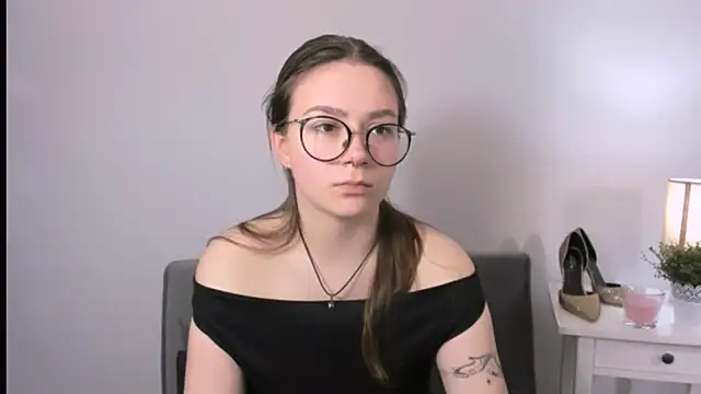 دردشة KatySensualy الجنسية المباشرة