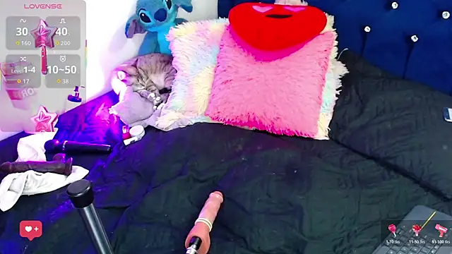 EsmeCaldwel 现场XXX聊天