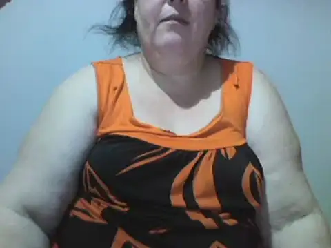 JuicyBellaaa Show Webcam