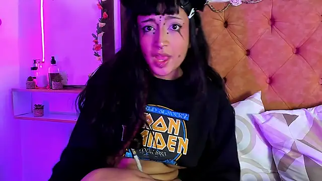 Chat XXX en directo de MeowMota_