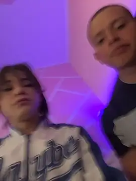 Онлайн чат XXX stormytt_