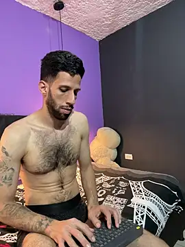 Karim_mansurn Webbikameraesitys