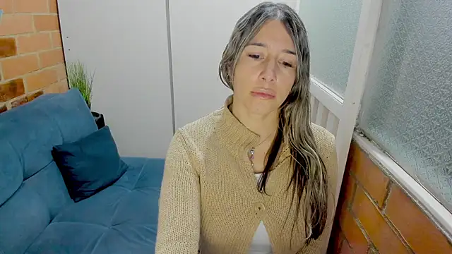 Penelope47 Live XXX Chat