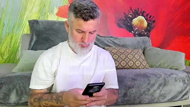 BlowMyXXL Chat XXX live