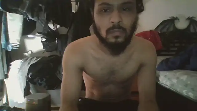 KingDragon098 Show in webcam