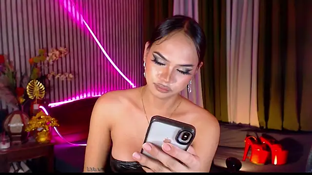 Unforgettablejulia 라이브 XXX 채팅