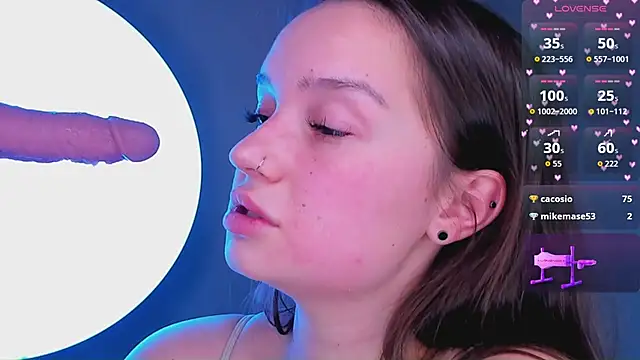 XXX chat uživo modela bitchpeace_