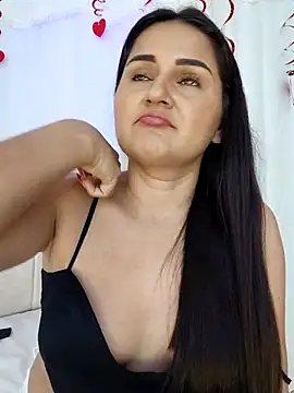 yissela92 现场XXX聊天