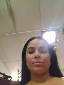 CataleyaRusso Chat XXX live