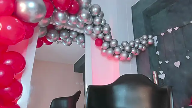 GingerMoon_ élő XXX-chatje