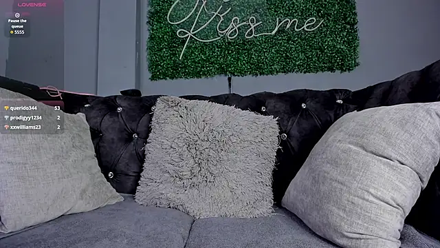 แช  ท XXX สดของ danielebeck