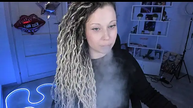 Chat XXX en directo de HoneySallyMoore